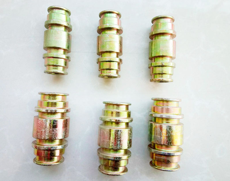 ���g���^